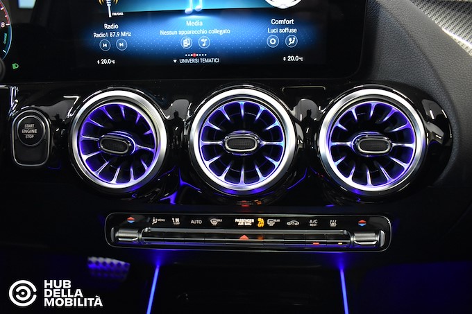 MERCEDES-BENZ GLA 250 e hybrid EQ Premium